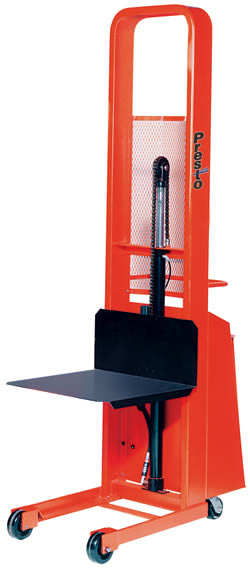 1500 lbs(capc) "Presto" (Battery Operated) Stacker